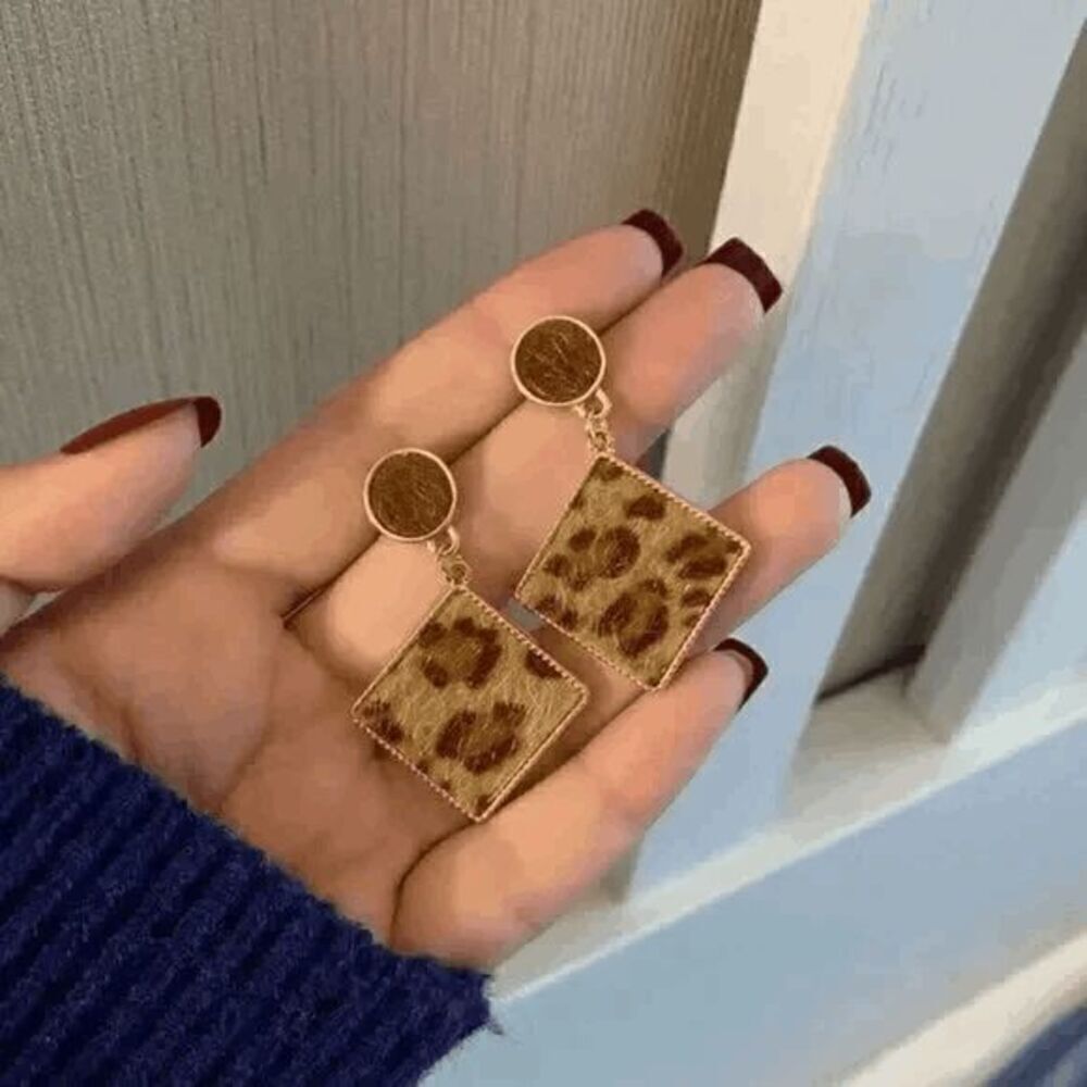 Round Triangular Leopard Print Dangle Earrings - Picture 5 of 5